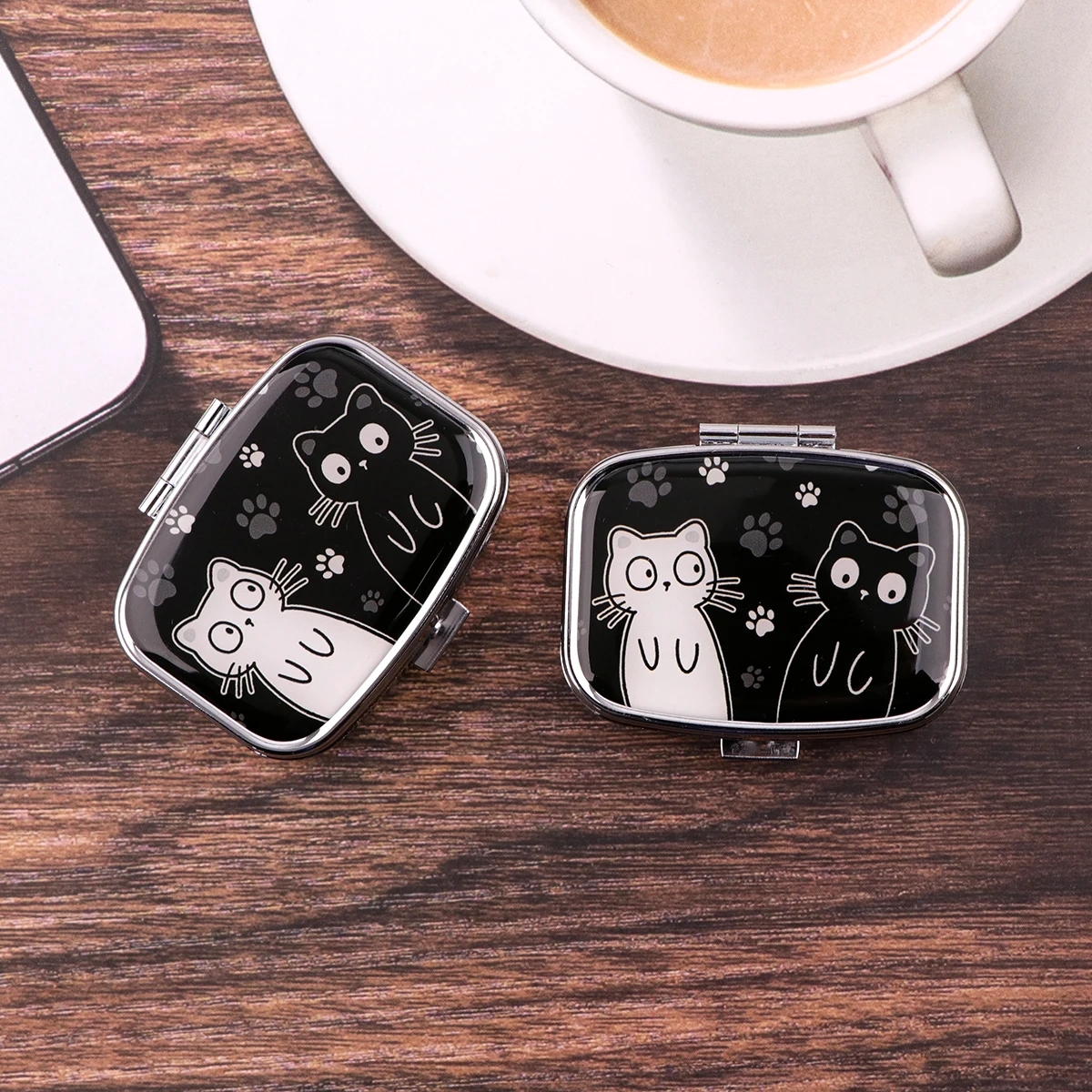 Cartoon Black And White Cat Tr - Tablet Accessories Case 리뷰 및 가격